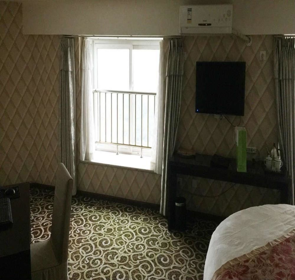 تشنجدو Zunhuang Holzd Ay Hotel المظهر الخارجي الصورة